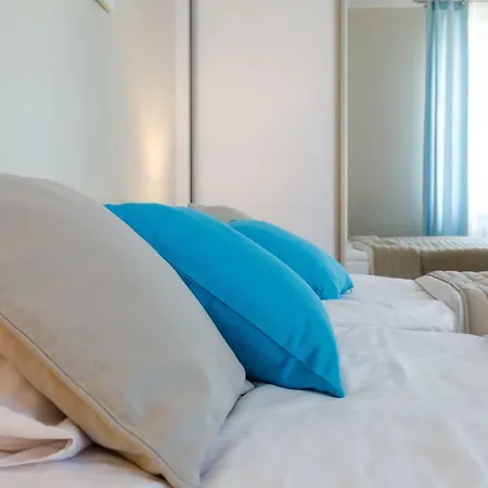 Komandorski Na Wzgorzu Apartmán *