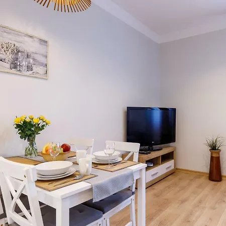 Komandorski Na Wzgorzu *